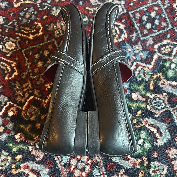 Vintage Bally Women's Black and Red Leather Loafers - Picture 6 of 12